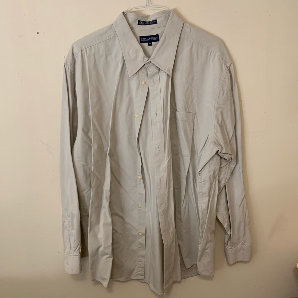 Button down shirt. XXL.